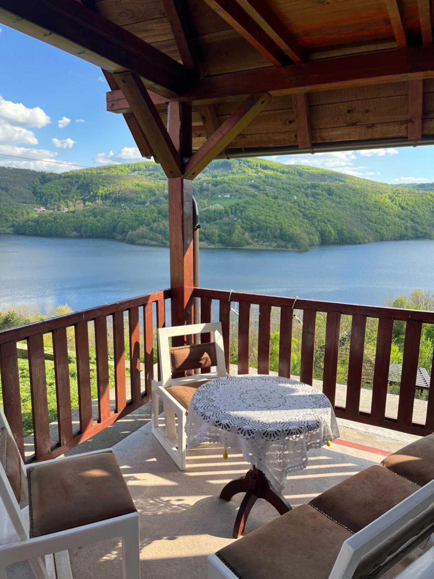 Apartman Jezero Vrutci Ужице Экстерьер фото